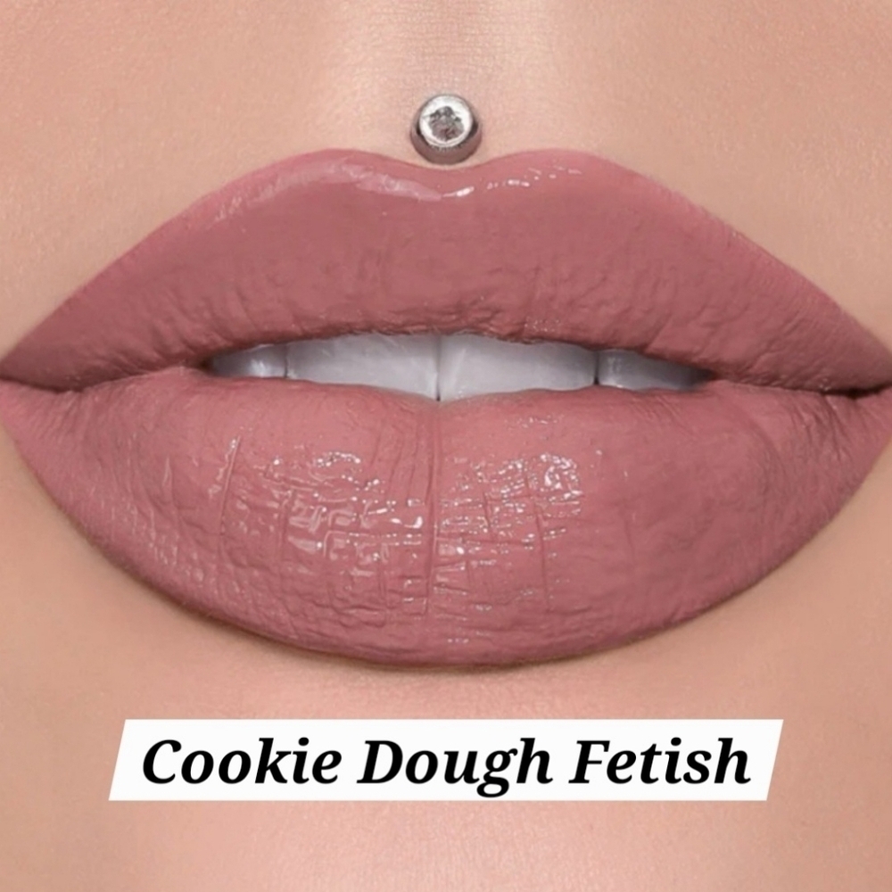JEFFREE STAR COSMETICS Supreme Gloss in "Cookie Dough Fetish", NIB.